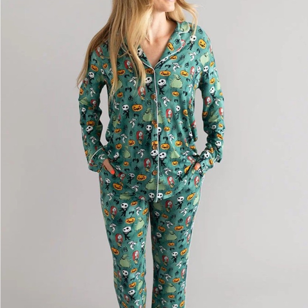 Posh Peanut Nightmare Before Christmas Inky Winter Pajamas Women’s L